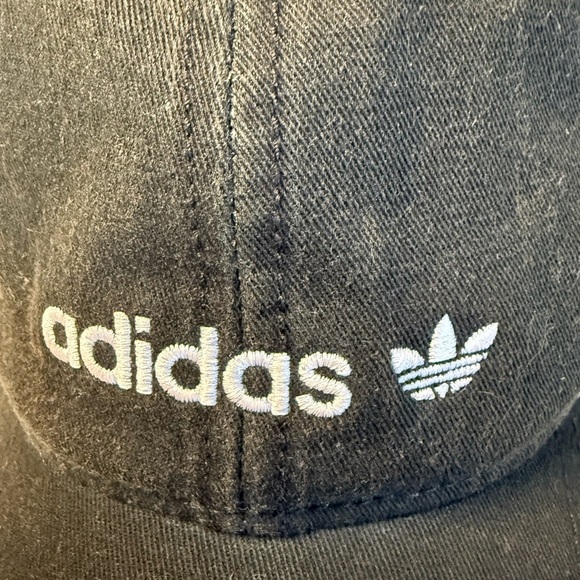 adidas baseball cap women’s black w/ white logo stitching OSFW adjustable strap - Picture 4 of 11